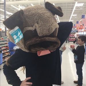 Meet your Posher, Olivia